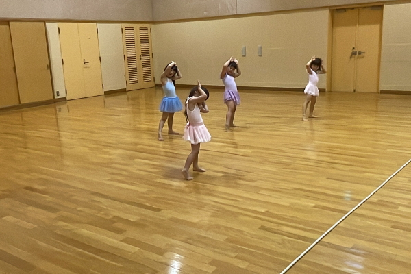 フェアリー坪井_振付